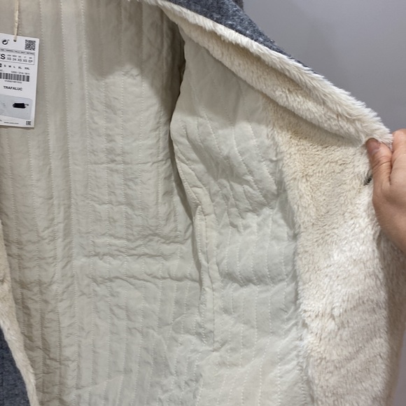 ZARA women's short coat - Picture 7 of 10